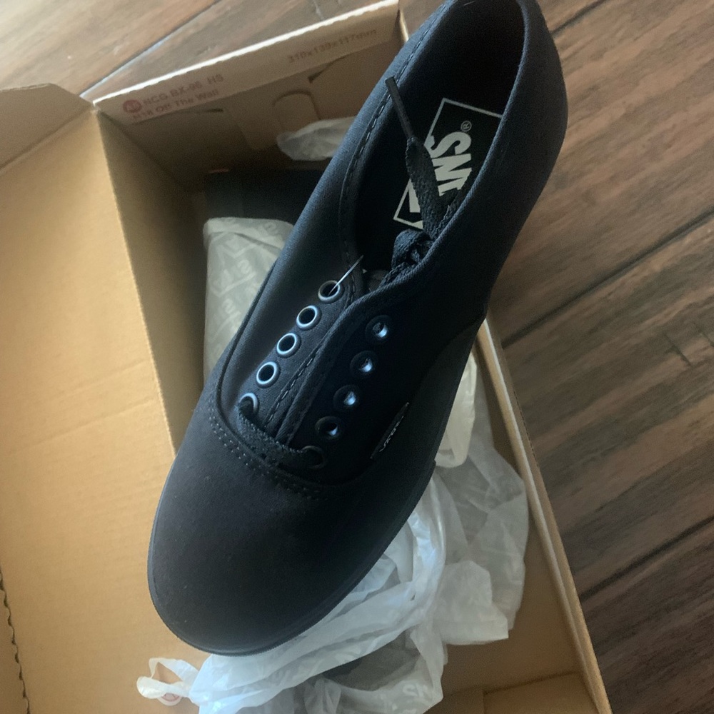 Womens black Vans lace up